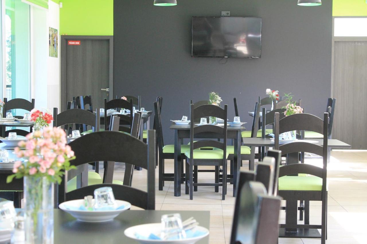 Hotel Restauracia Gol à Oravske Vesele Extérieur photo